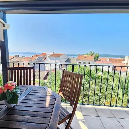 Apartment Damir 2+2 Crikvenica