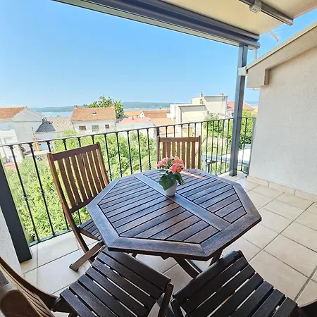 דירה Damir With Terrace קריקווניצה